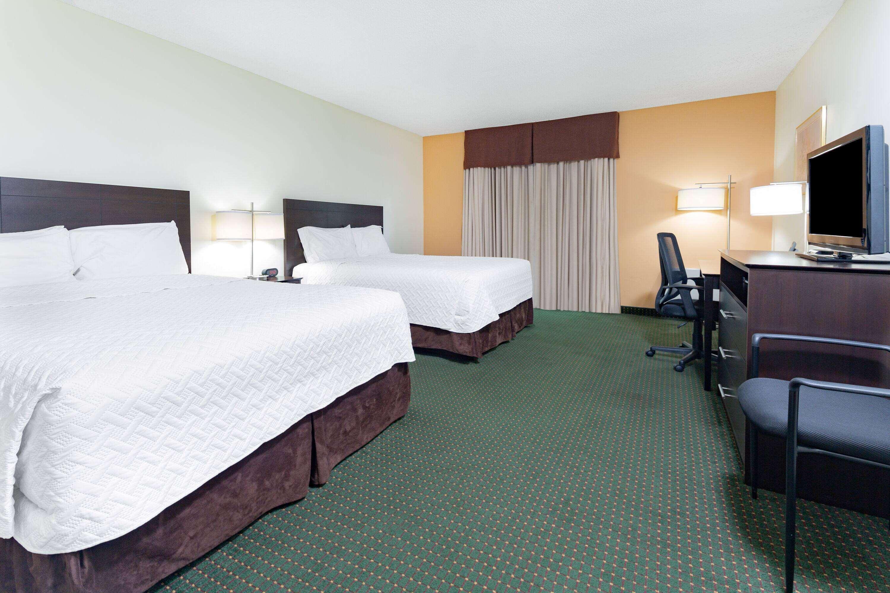 Travelodge By Wyndham Bracebridge Extérieur photo