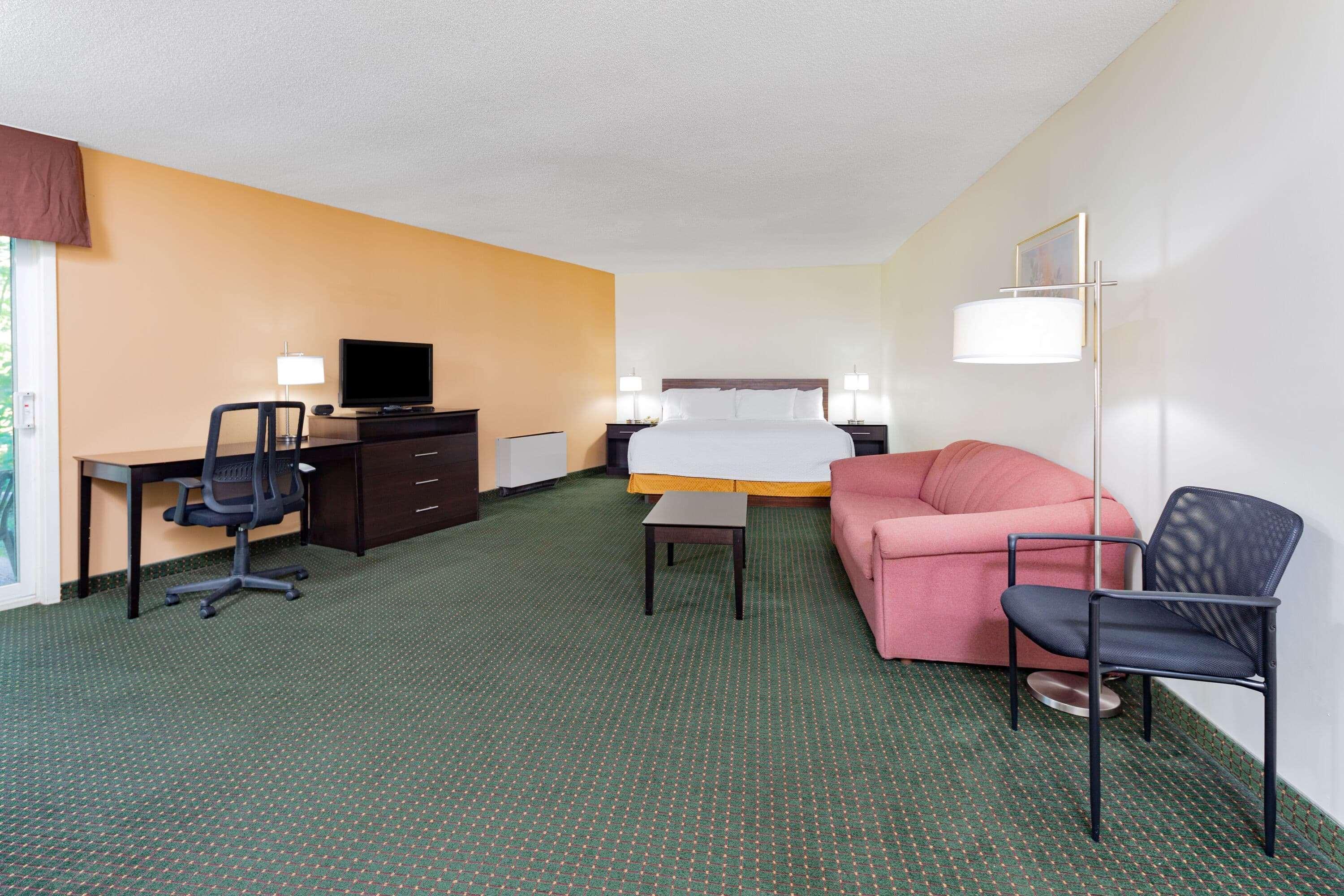 Travelodge By Wyndham Bracebridge Extérieur photo