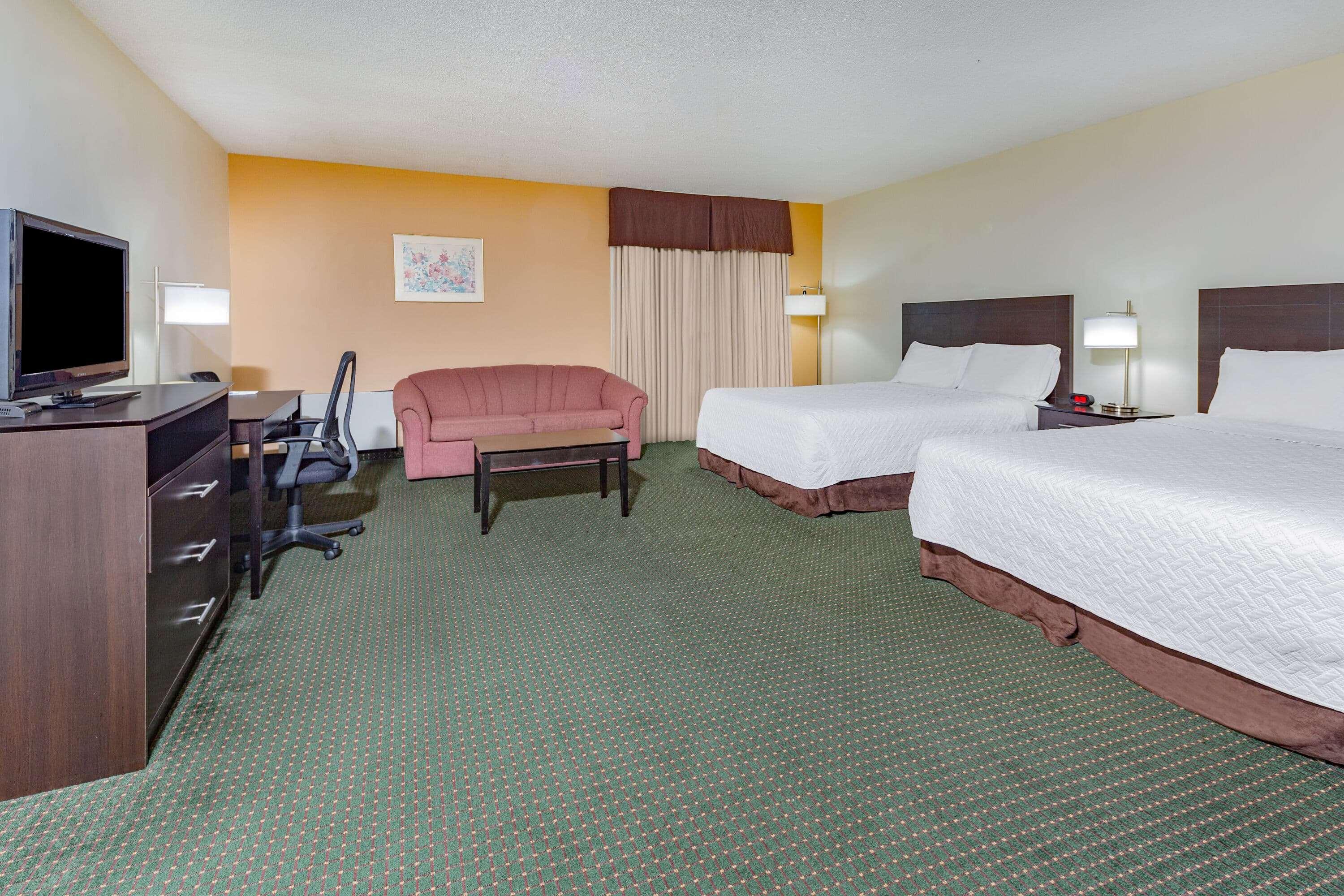 Travelodge By Wyndham Bracebridge Extérieur photo